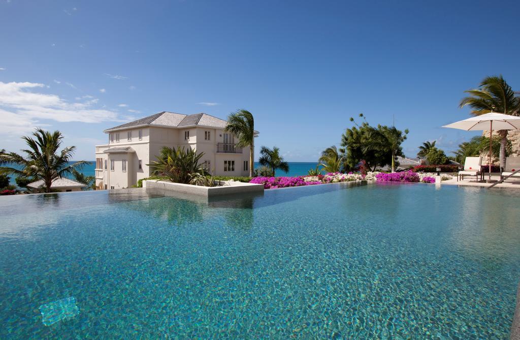 The Cove Suites At Blue Waters St. John's Exterior foto