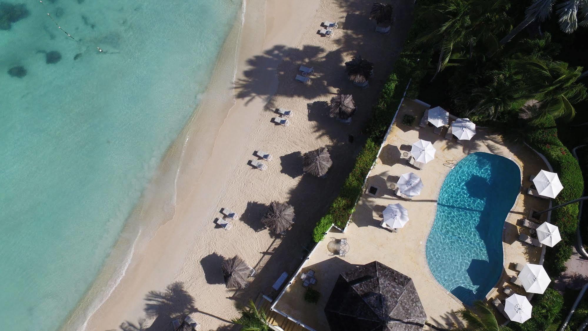 The Cove Suites At Blue Waters St. John's Exterior foto