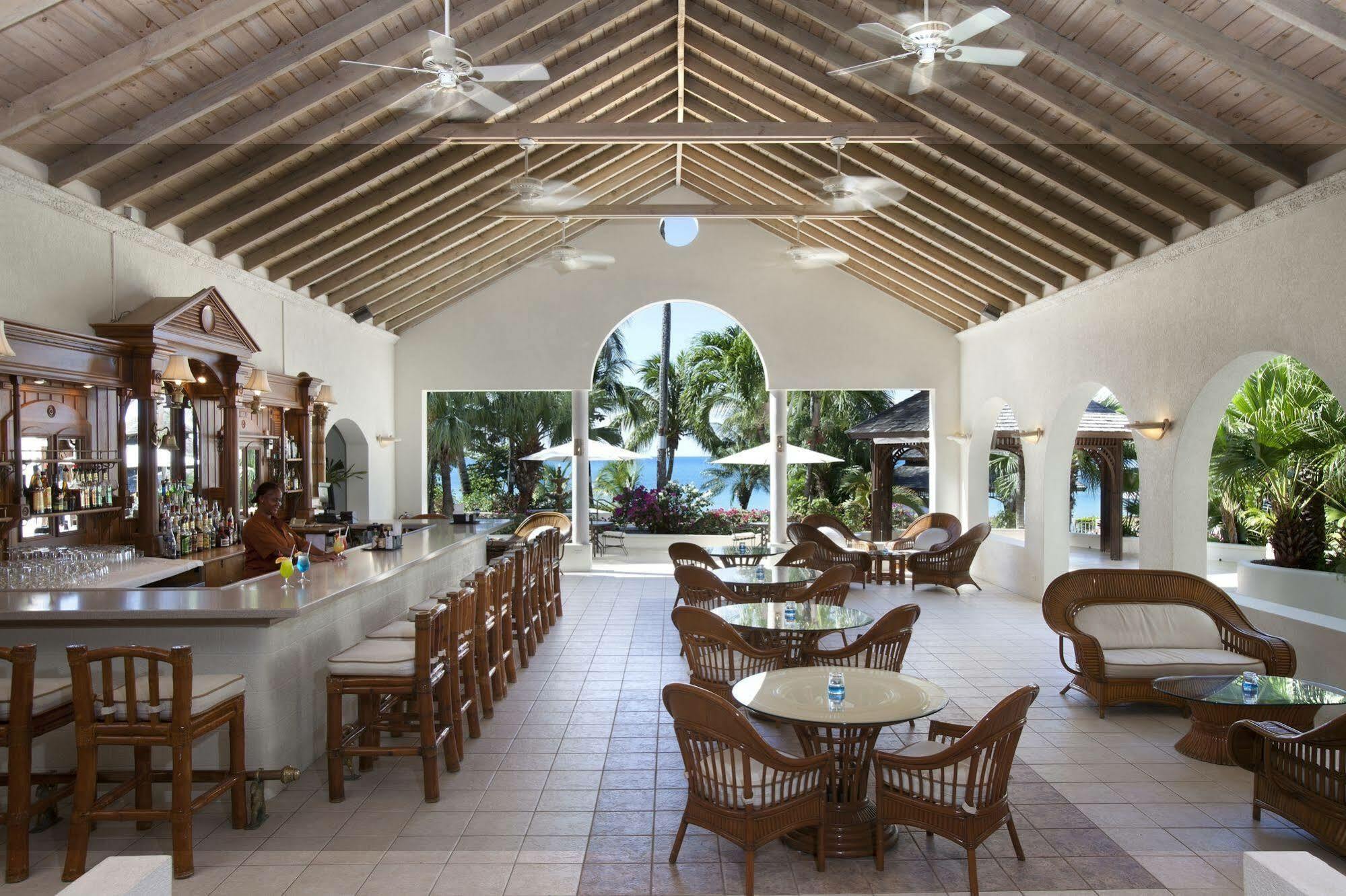 The Cove Suites At Blue Waters St. John's Exterior foto
